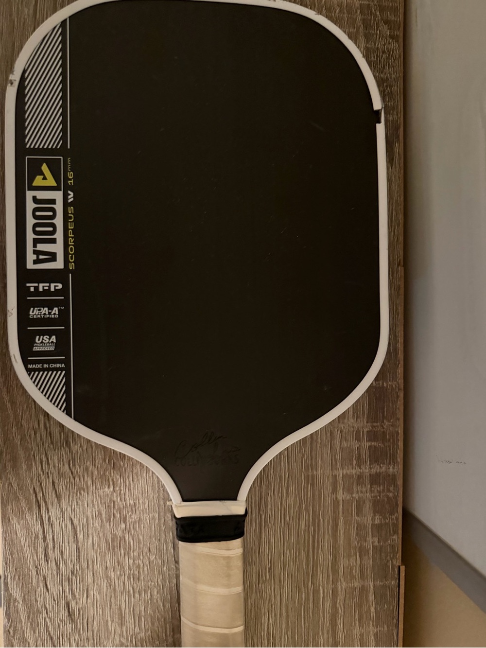 JOOLA Scorpius 7-16 Pickleball Paddle - Black/White